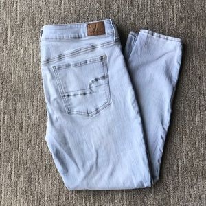 American Eagle Light Wash Jeans